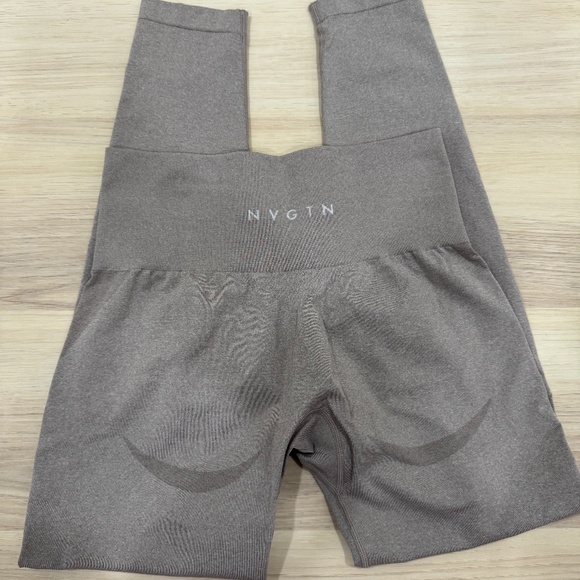 NVGTN Contour Seamless Leggings - Picture 1 of 1